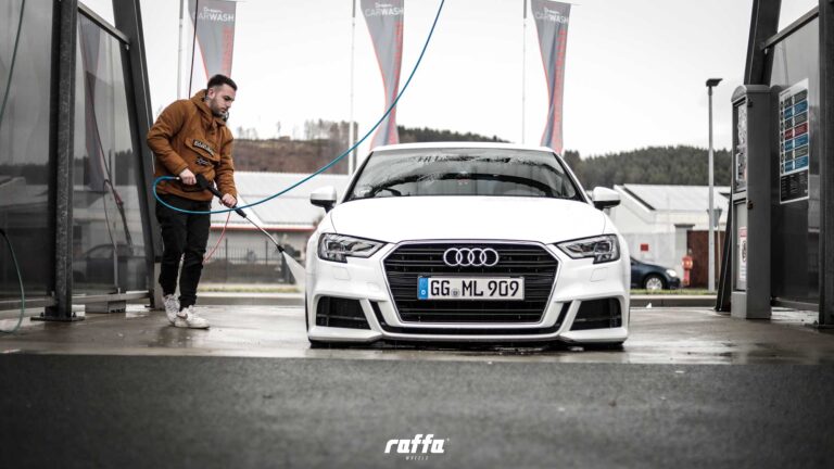 AUDI A3-RS03 HYPERSILVER DIAMOND CUT(@VWHOME)