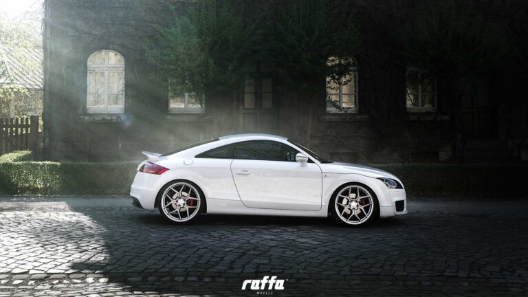 AUDI TT-RS-01 HYPERSILVER(CLEMENSALTPHOTO VENTARTIVITY)