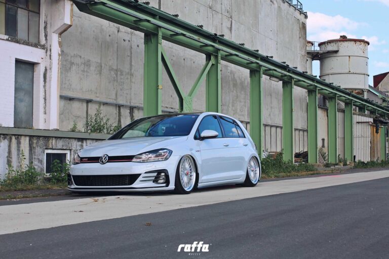 VW GOLF GTI MK7-RS02 HYPERSILVER DIAMOND LIP(laurii_mk7)